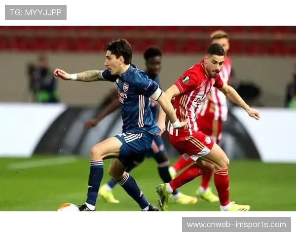 阿贾克斯1-2奥林匹亚科斯，主场三连败结束欧冠征程